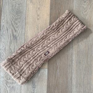 NWOT UGG Australia Taupe Chunky Cable Knit Faux Fur Lined Infinity Scarf
